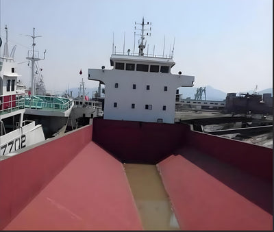 2024 Built 2600 DWT Self Driven Split Hopper Barge For Sale